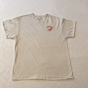 Cool graphic-tee with tiger on back!